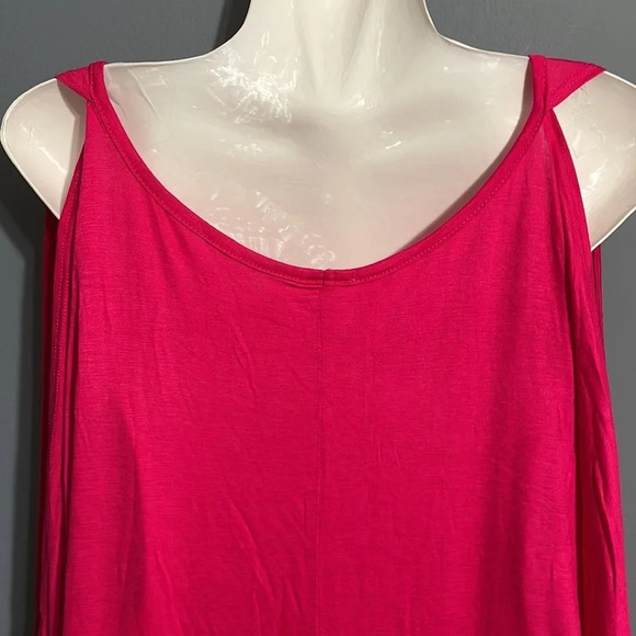 Poliana Plus 2X Long sleeve cold shoulder Fuchsia. - Picture 5 of 7